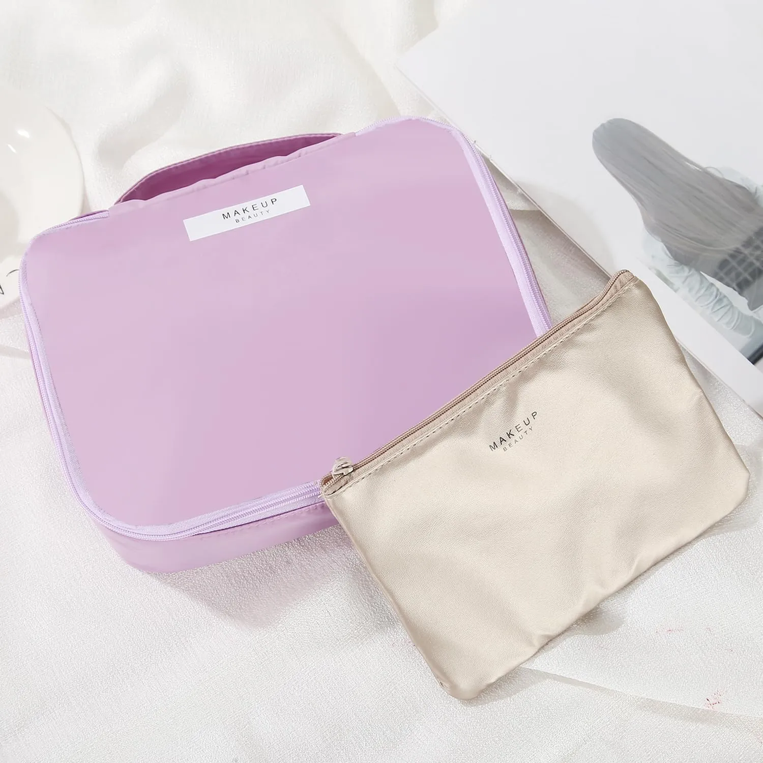 Travel Makeup Bag Cosmetic Bag Makeup Bag Toiletry bag for women and men (Purple)