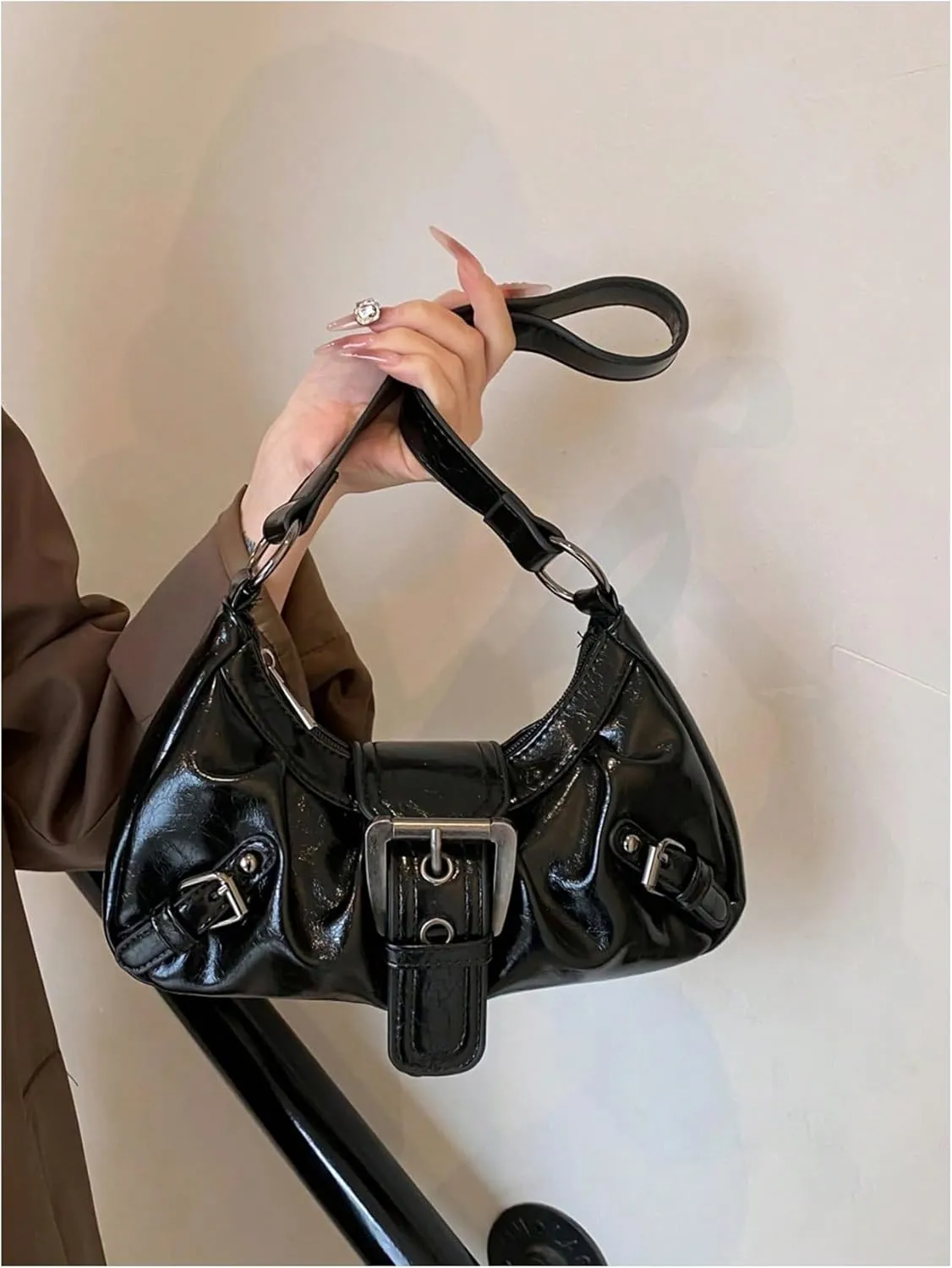 Verdusa Women's PU Leather Punk Rivet Shoulder Bags Vintage Handbag Purses