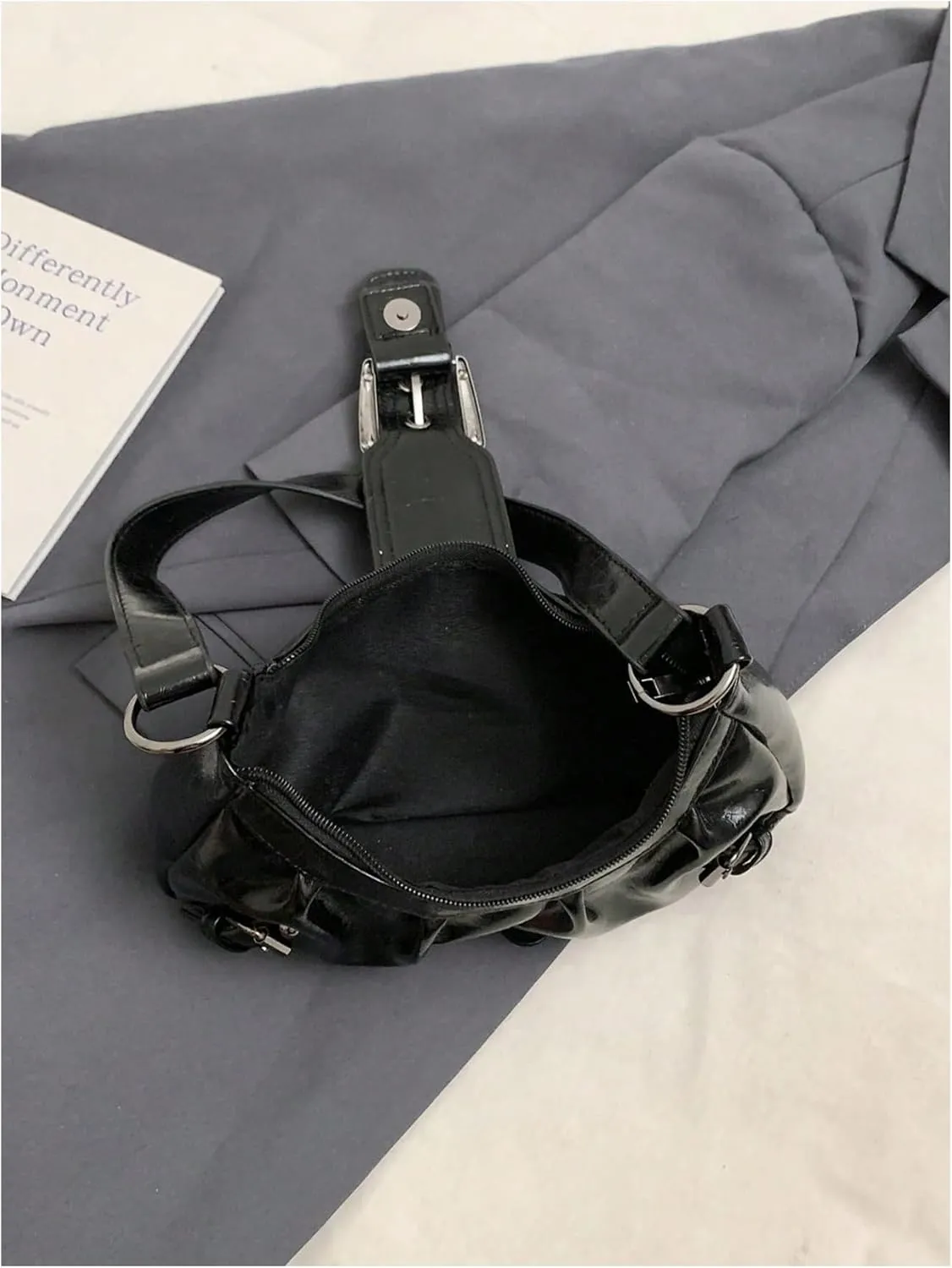 Verdusa Women's PU Leather Punk Rivet Shoulder Bags Vintage Handbag Purses